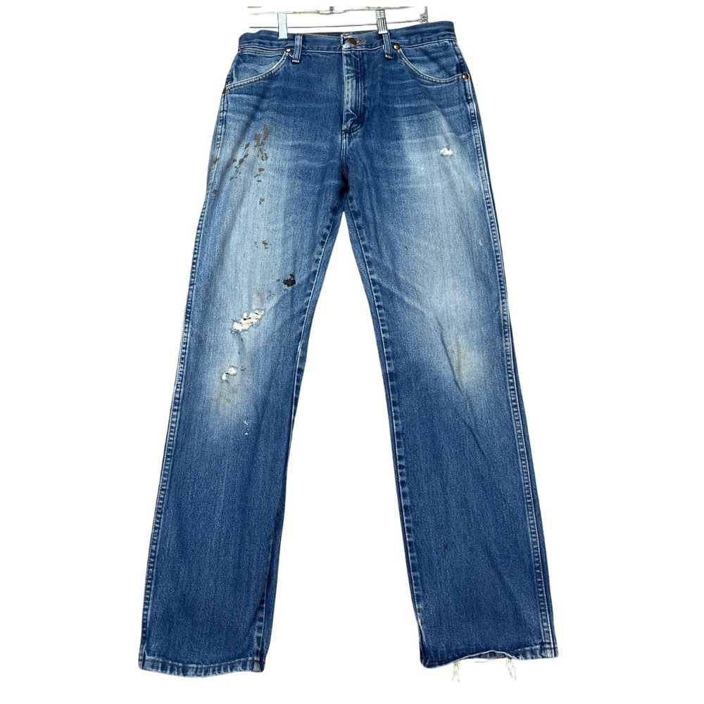 Wrangler Cowboy Cut Jeans Men 32x34 Medium Wash 5 Pocket Straight Leg Distressed